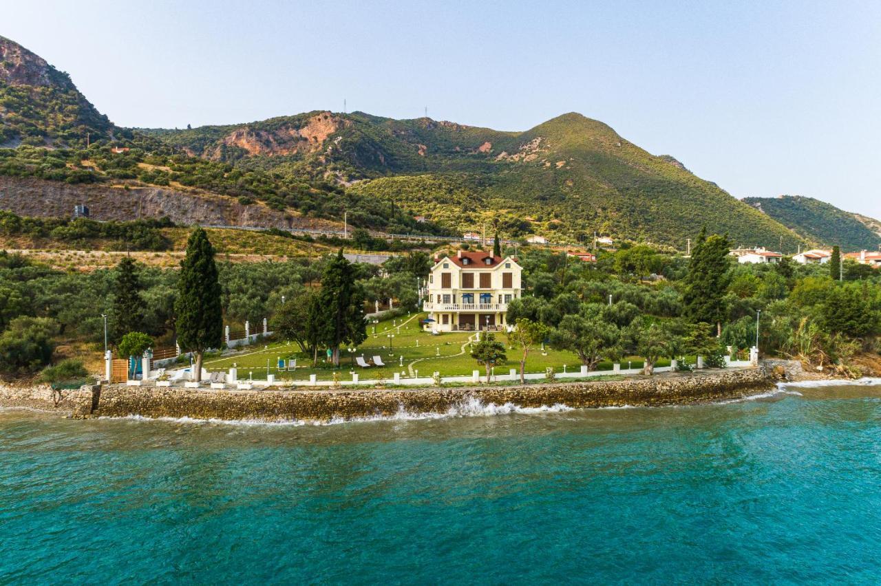 Villa Filoxenia - By The Sea - Up To 12 Guests Kato Rodini Εξωτερικό φωτογραφία